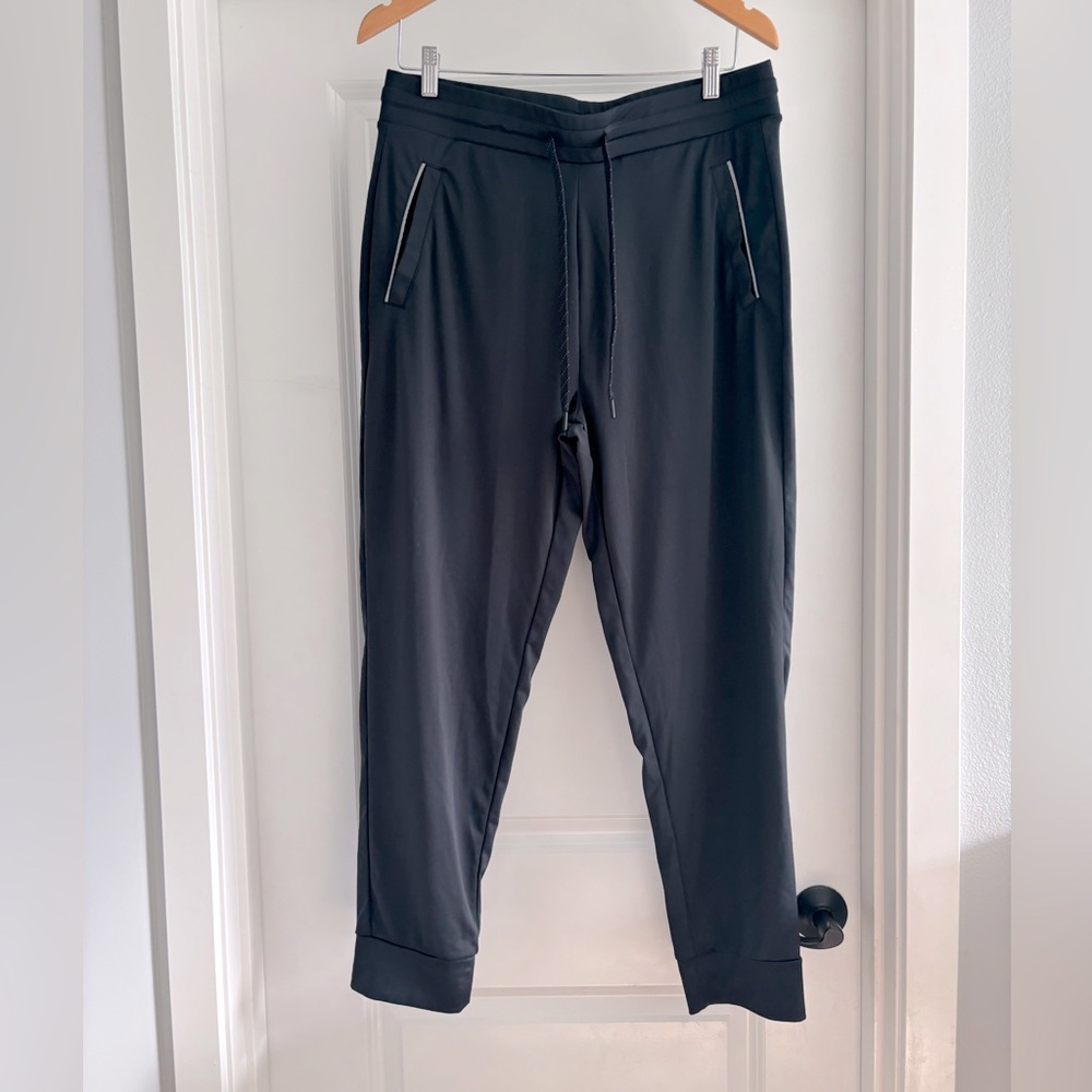 Men’s 32 Degrees Performance Jogger pants, size Large.